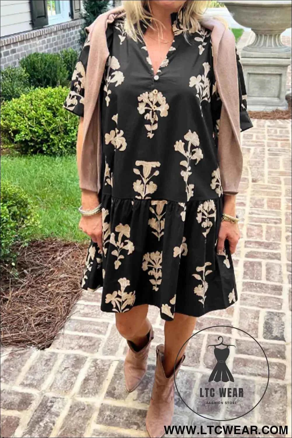Black Frilled V Neck Puff Short Sleeve Floral Mini Dress