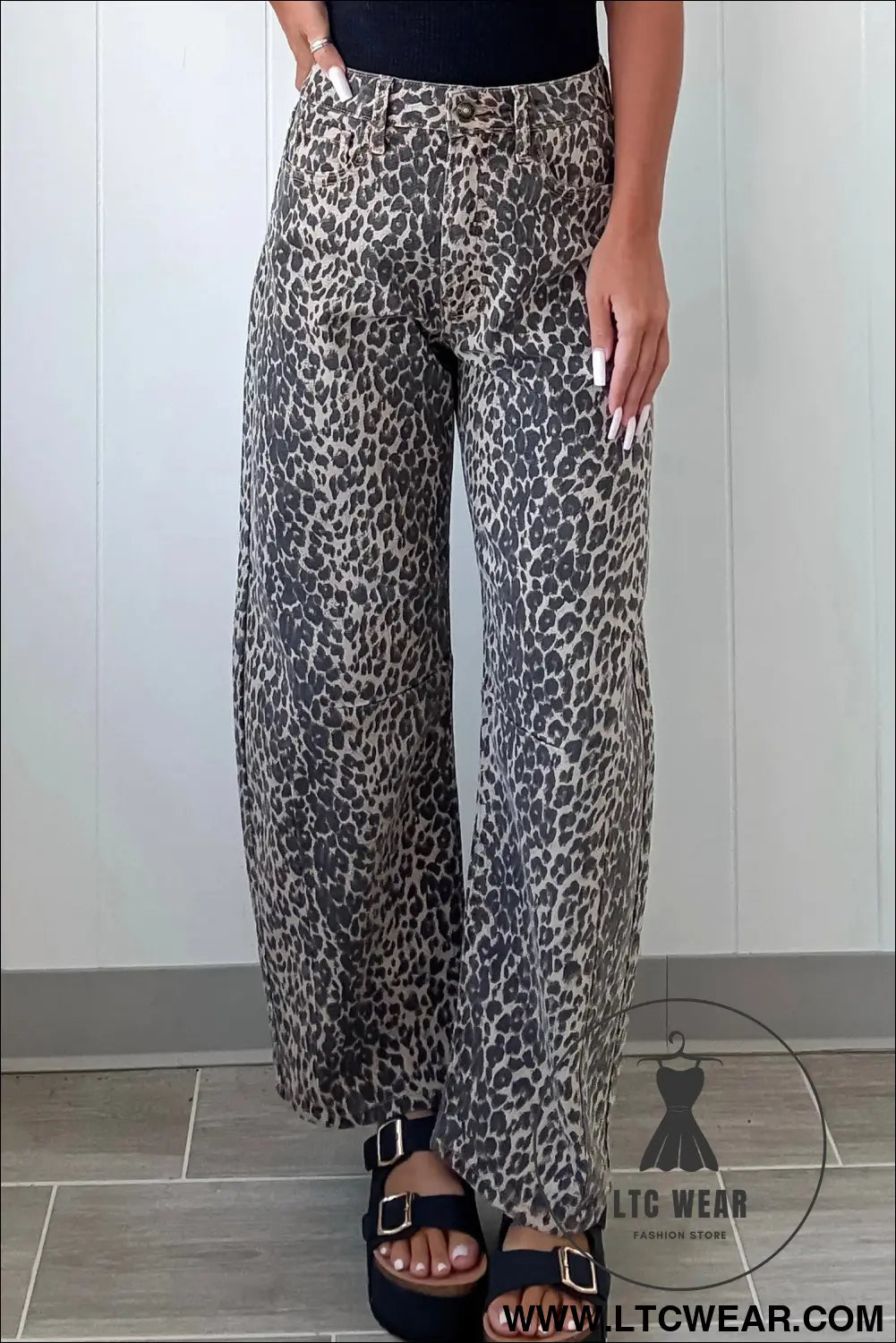 Black leopard print high waist barrel jeans - jeans