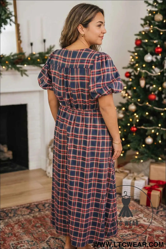 Black Plaid V Neck Belted Waist Short Sleeve Plus Size Dress