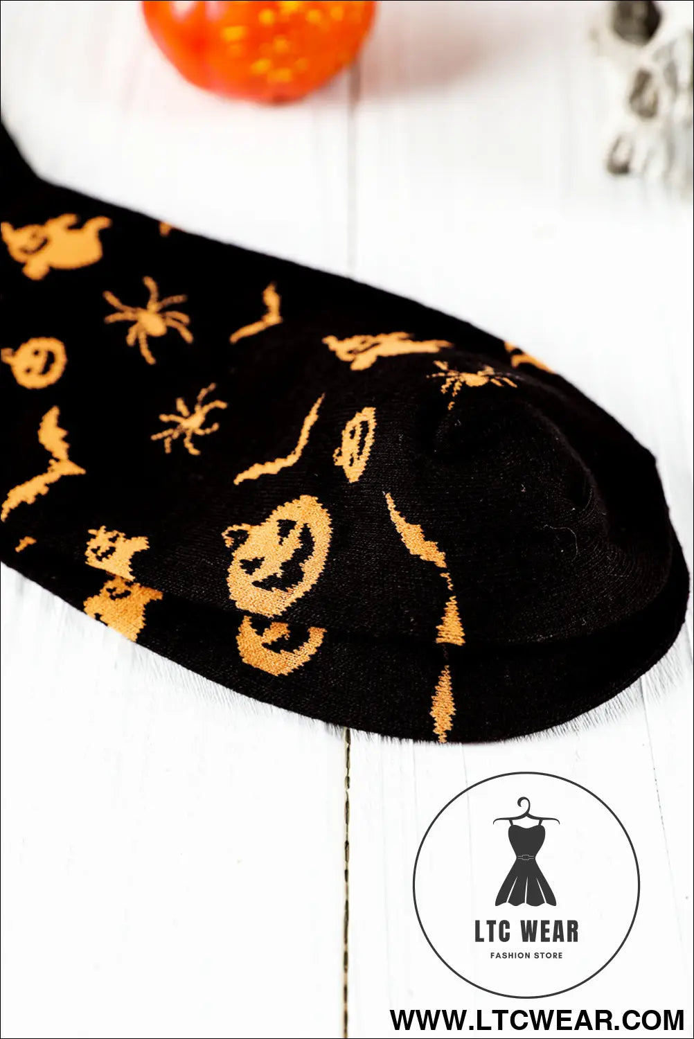 Black spooky season funny halloween socks - black / one size / 100% cotton - socks