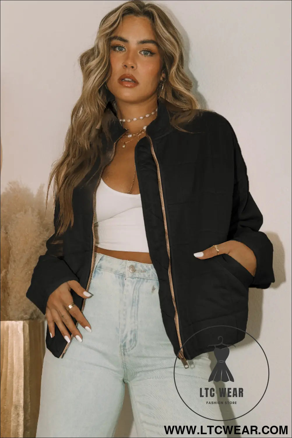 Black zip-up pocket quilted cropped jacket - jackets