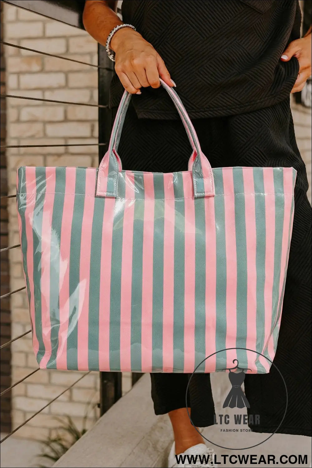 Blackish green glossy striped vinyl large tote bag - blackish green / one size / 95% pu + 5% alloy - handbags