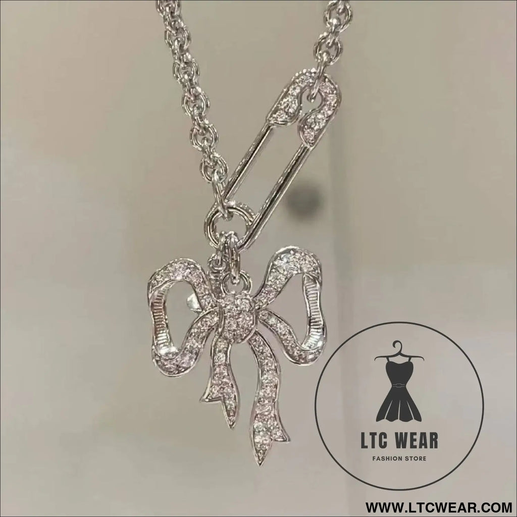 Bow chain necklace and earrings