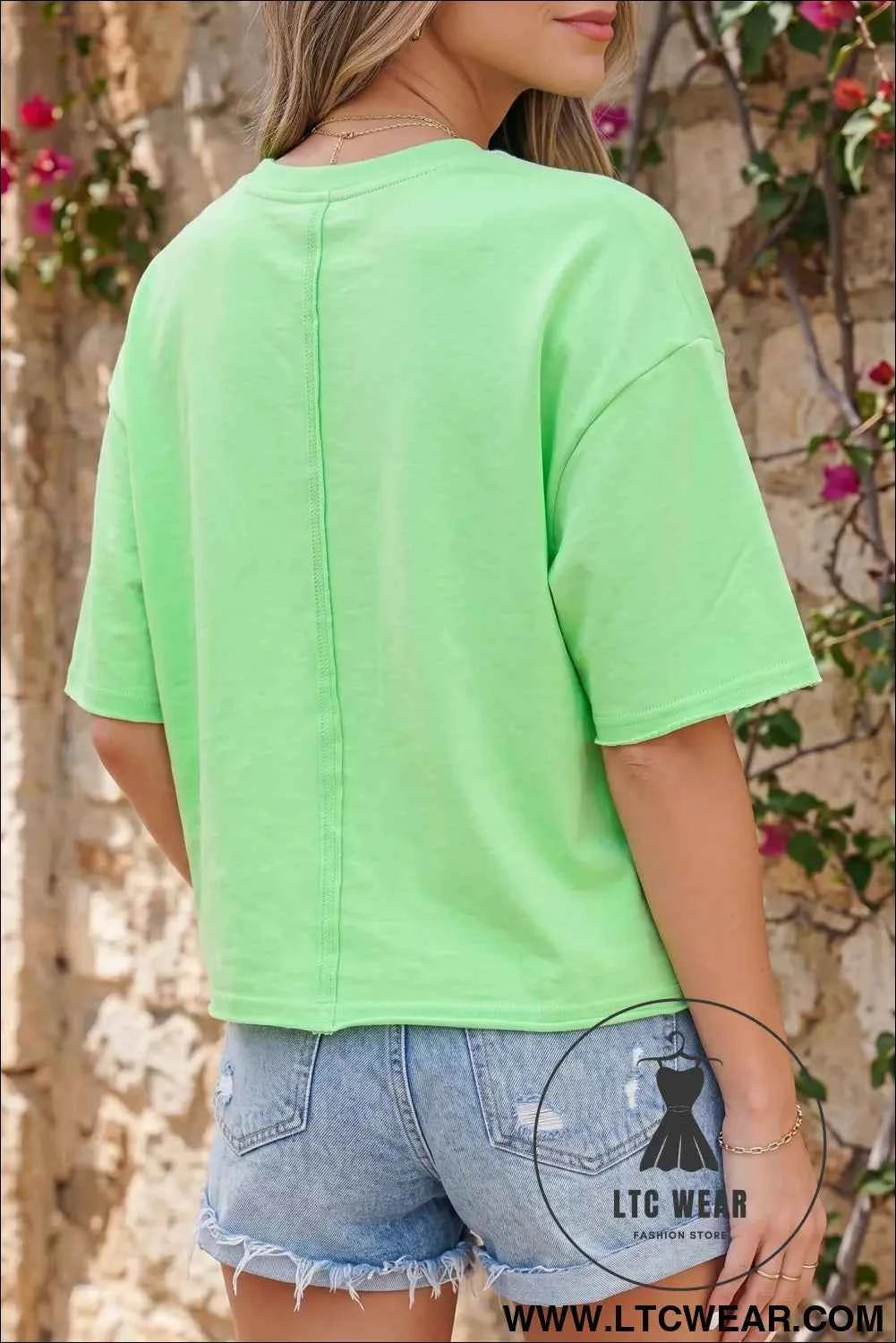 Bright Green Crab Embroidered Patch Loose Round Neck Tee