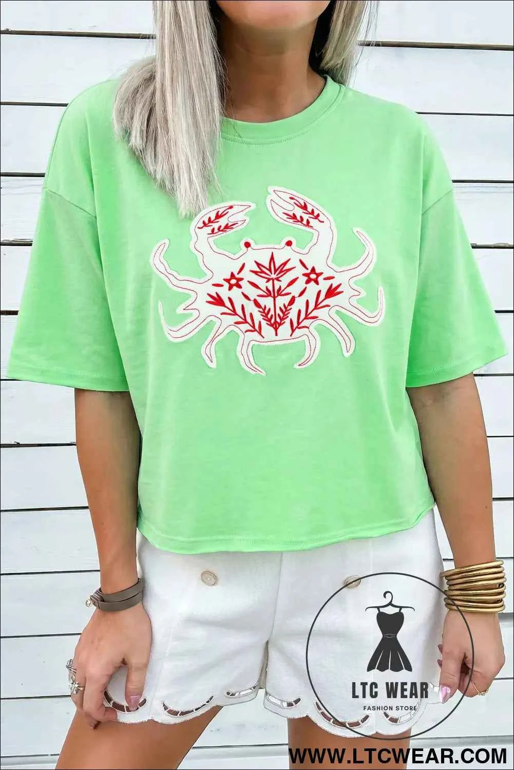 Bright Green Crab Embroidered Patch Loose Round Neck Tee