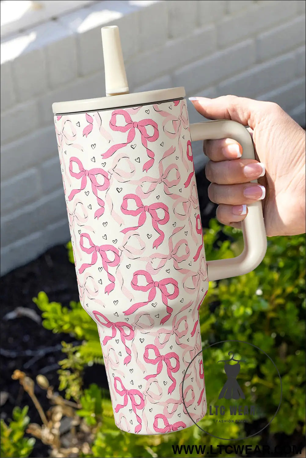 Bright pink bow heart print tumbler cup - bright pink / one size / 100% alloy - tumblers