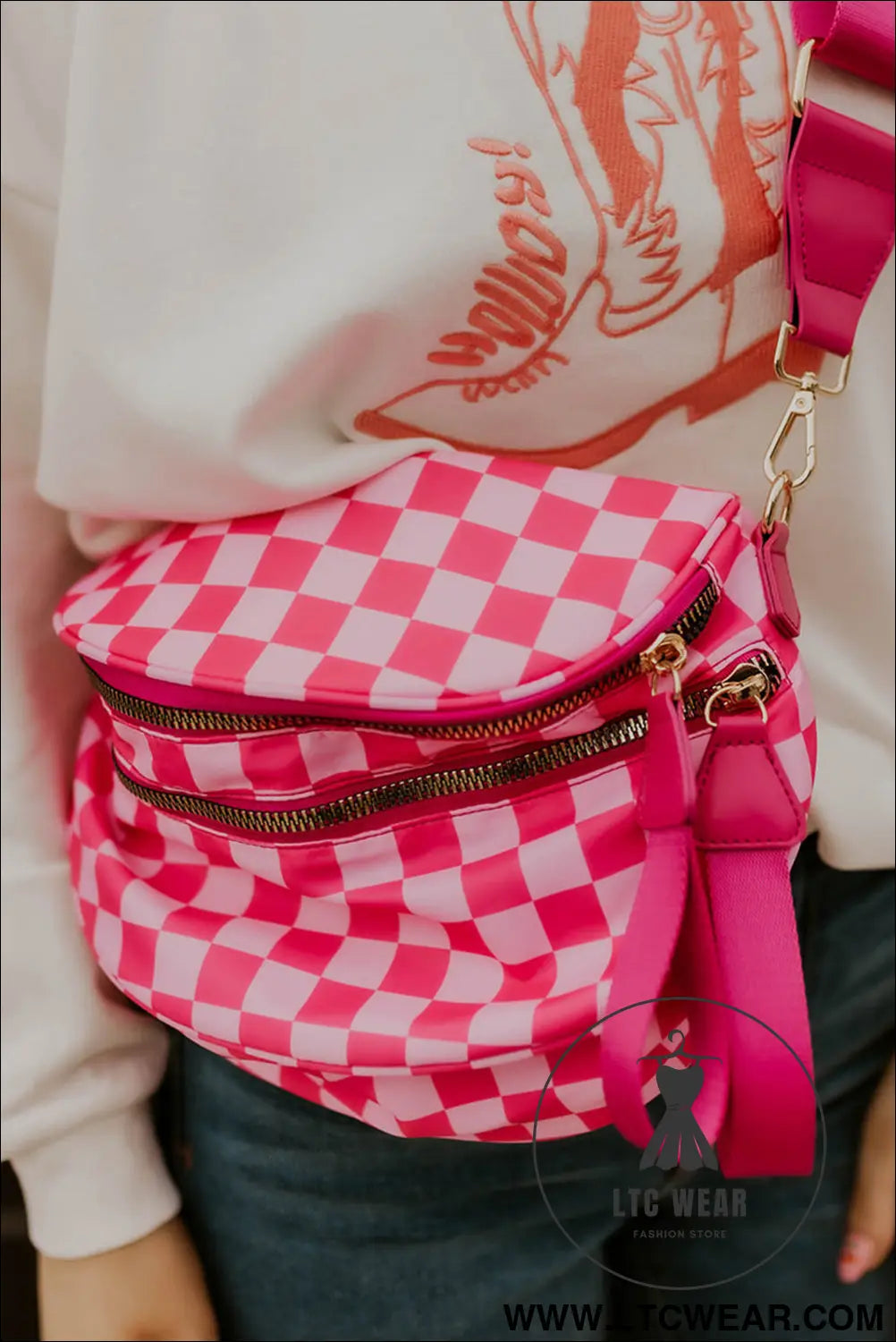 Bright pink checkered print wide strap large crossbody bag - bright pink / one size / shell:100% polyester
