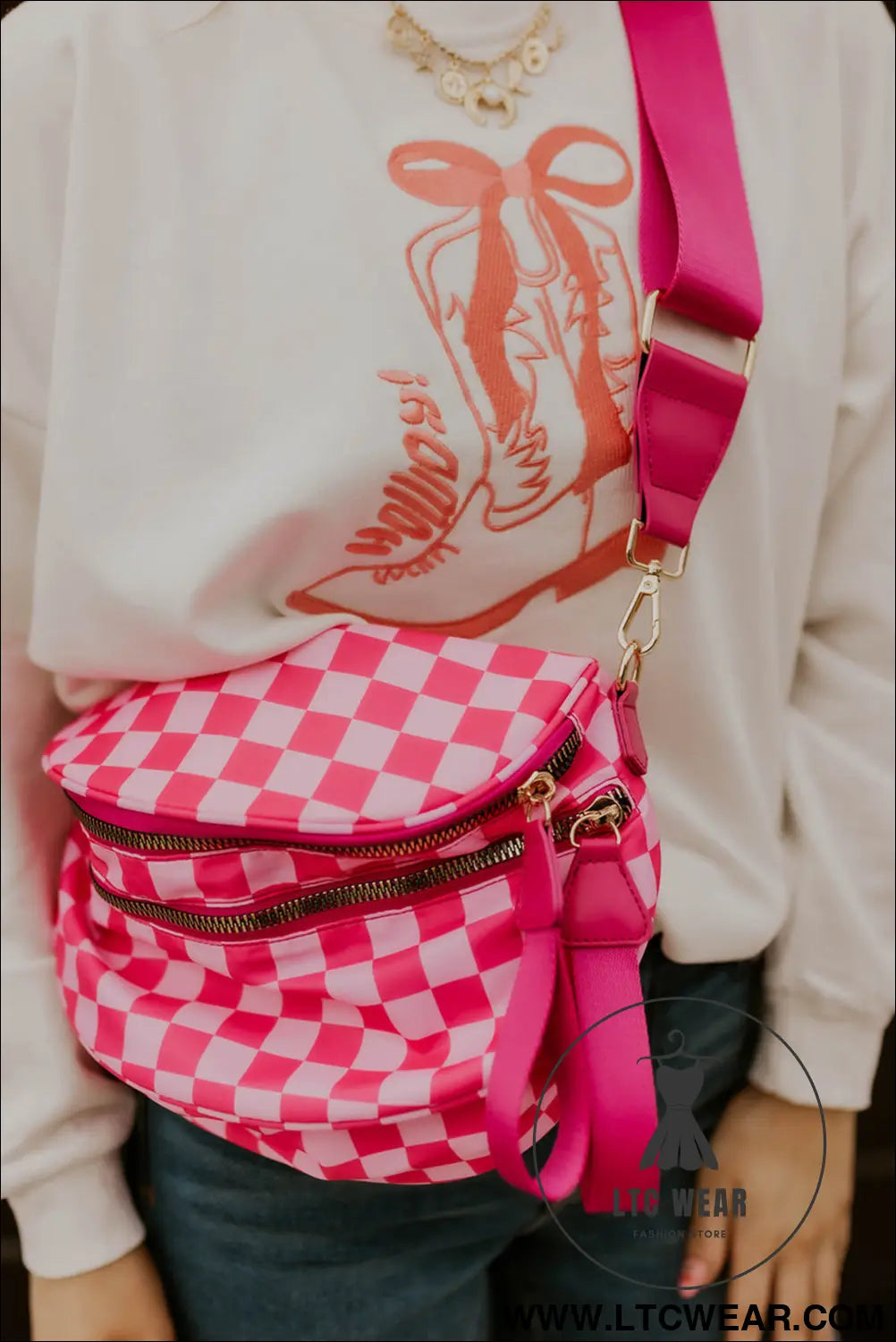Bright pink checkered print wide strap large crossbody bag - bright pink / one size / shell:100% polyester