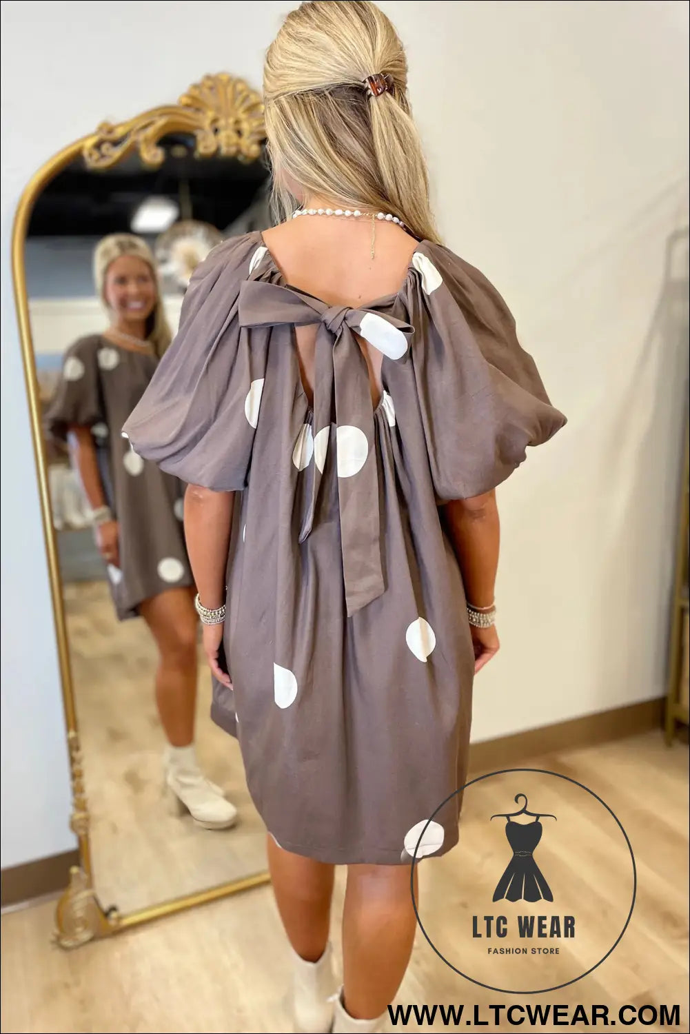 Brown polka dot print knot back short puff sleeve loose mini dress - midi dresses