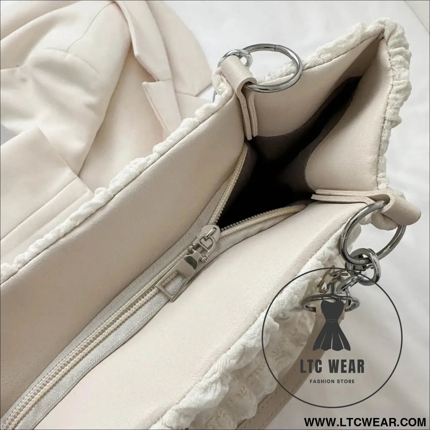 Bubble textured tote bag