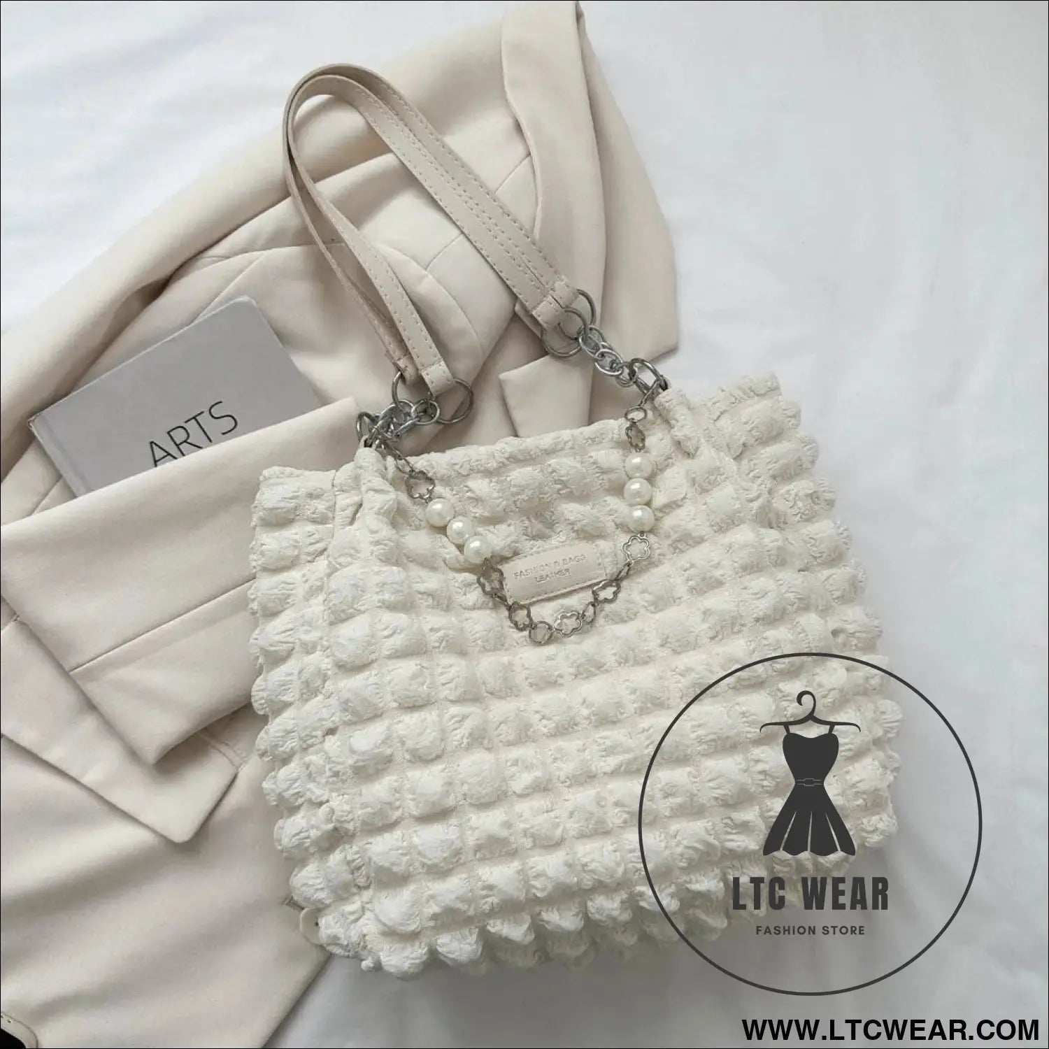 Bubble textured tote bag - ivory / one size