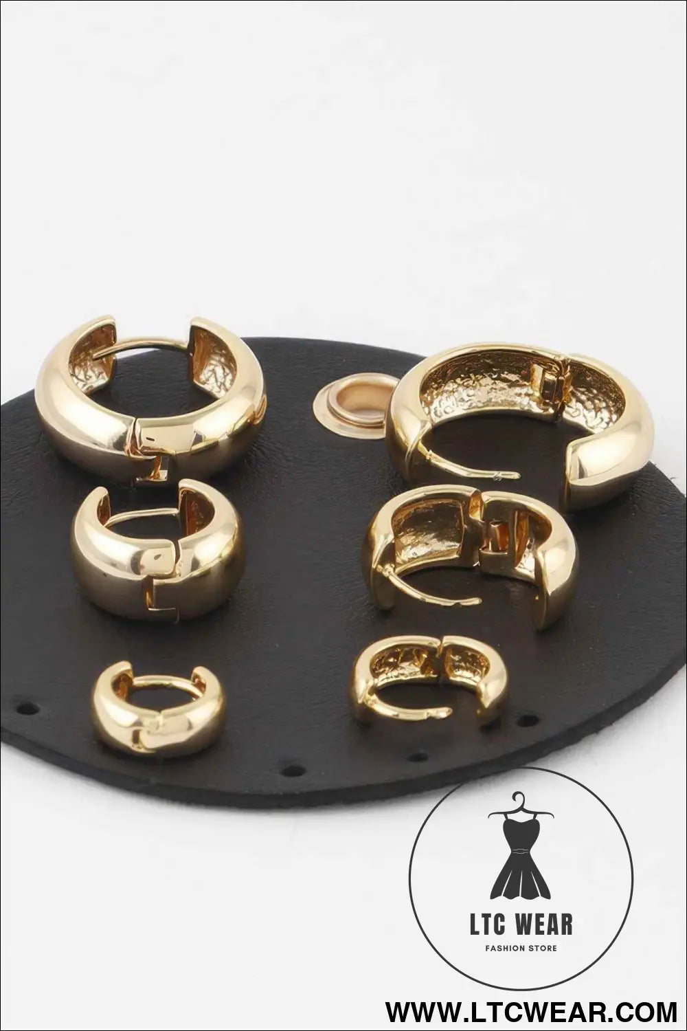 Bulky Hoop Earrings Set