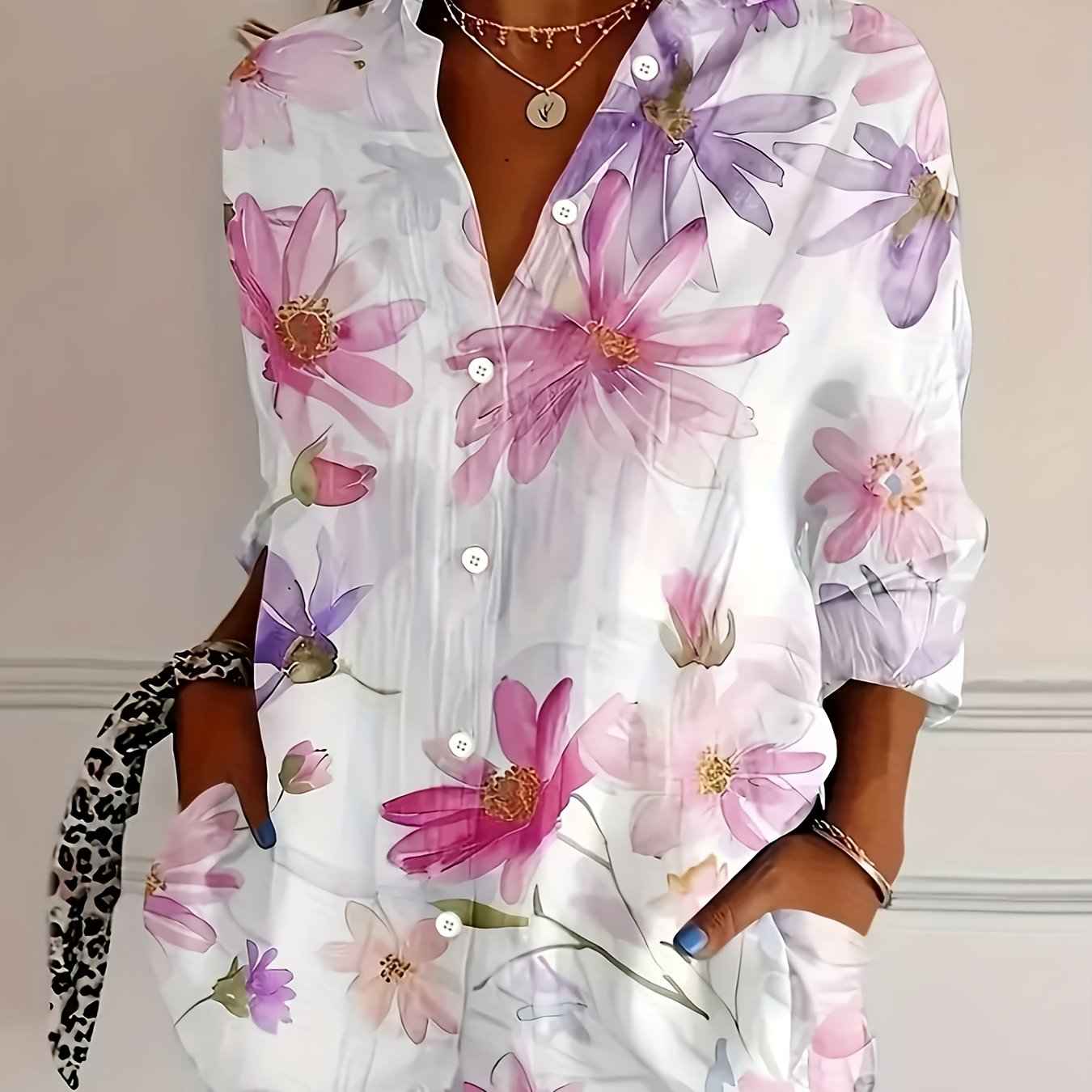 Chic SpringSummer Blouse Effortless Style for Women