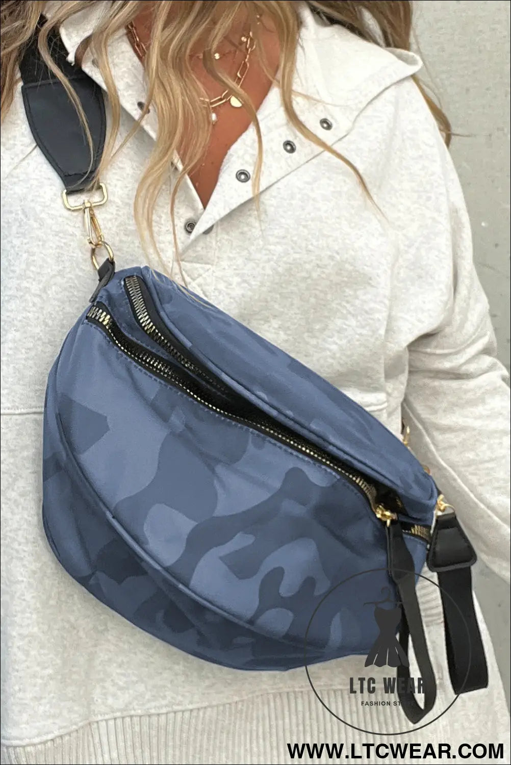 Camouflage print double zipper crossbody bag - vineyard green / one size / 95% pu + 5% alloy - crossbody bags
