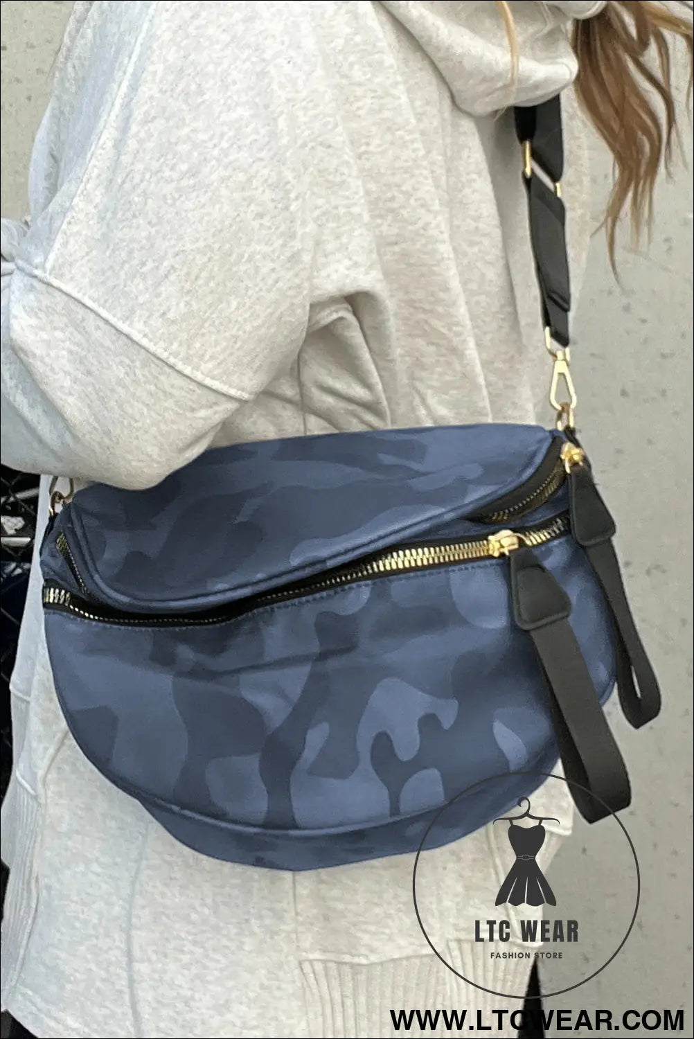 Camouflage print double zipper crossbody bag - vineyard green / one size / 95% pu + 5% alloy - crossbody bags