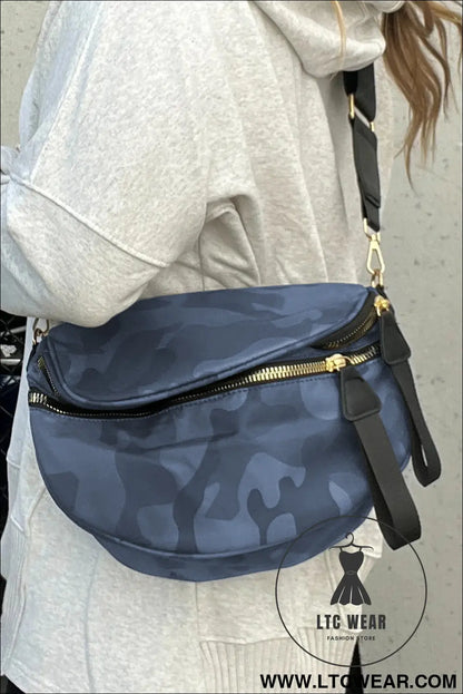 Camouflage print double zipper crossbody bag - vineyard green / one size / 95% pu + 5% alloy - crossbody bags