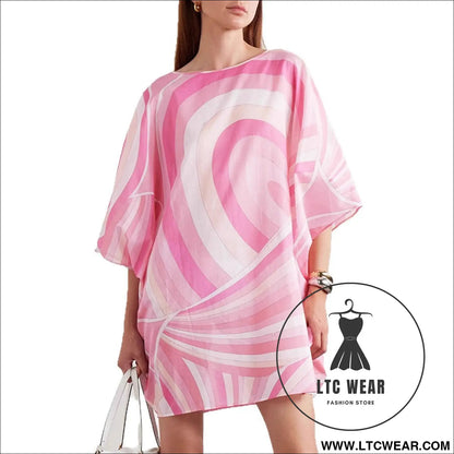 Casual geometric print loose dress with round neck and all-match design