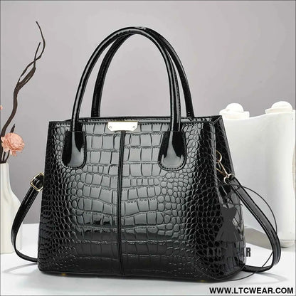 Chic Crocodile Tote Thanksgiving Gift for Her