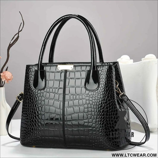 Chic Crocodile Tote Thanksgiving Gift for Her