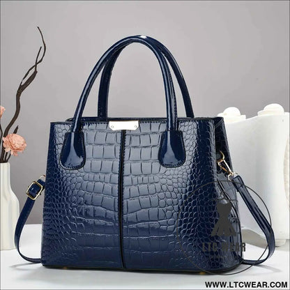 Chic Crocodile Tote Thanksgiving Gift for Her