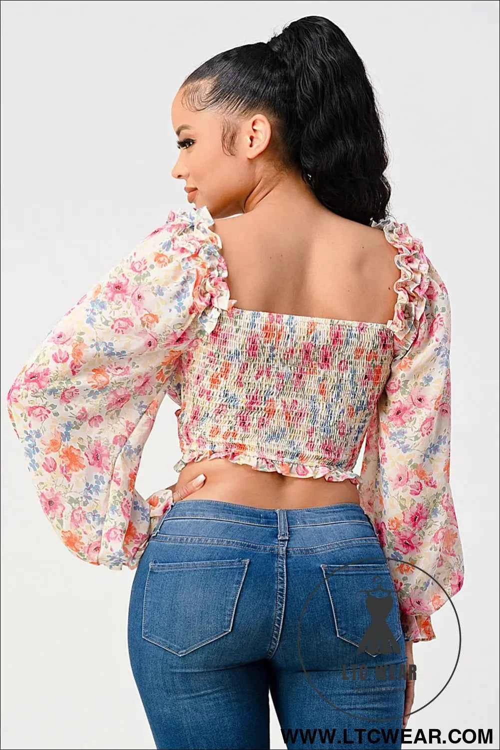 Chic Floral Sweetheart Smocked Body Blouse Top