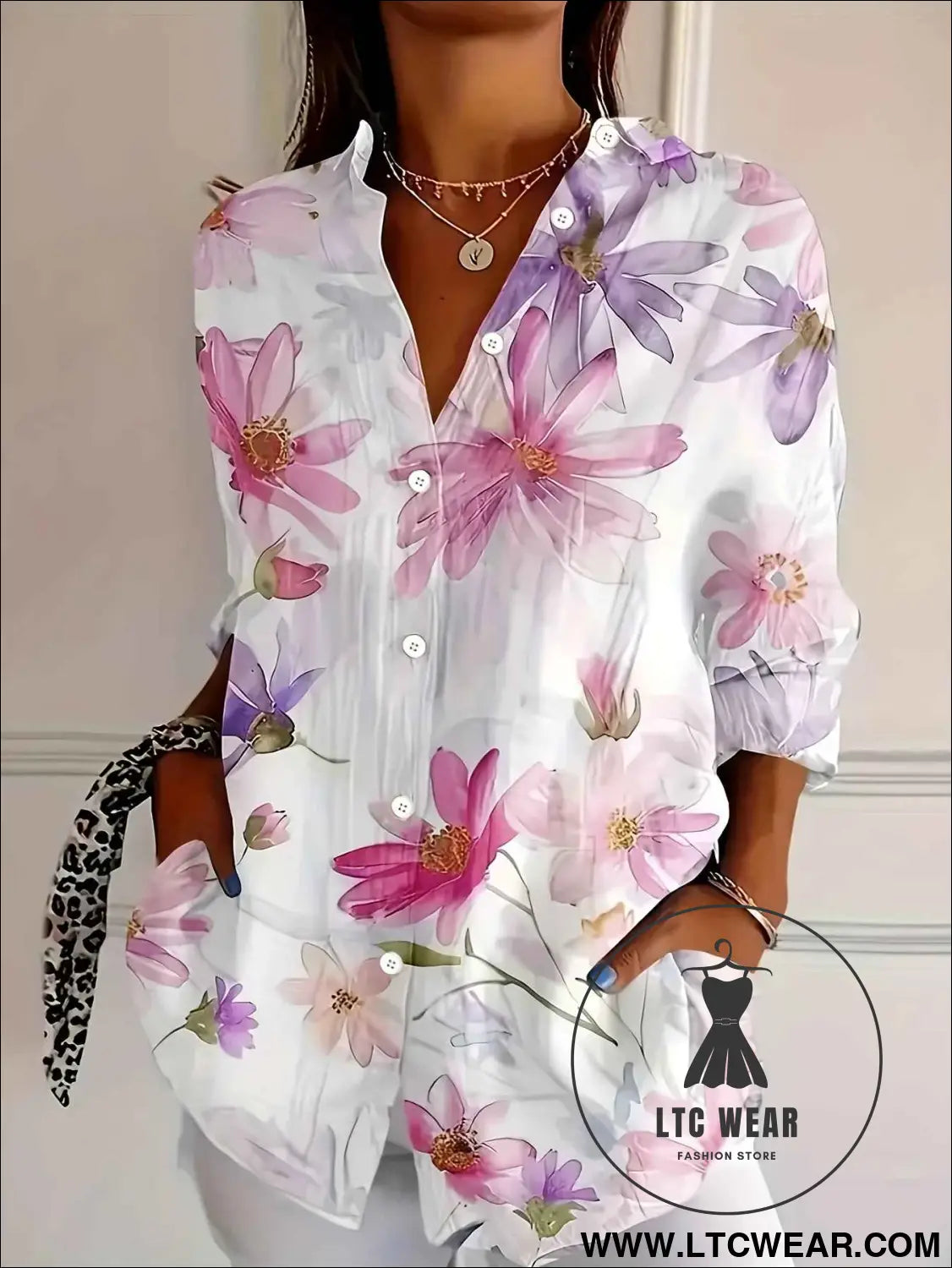 Chic SpringSummer Blouse Effortless Style for Women
