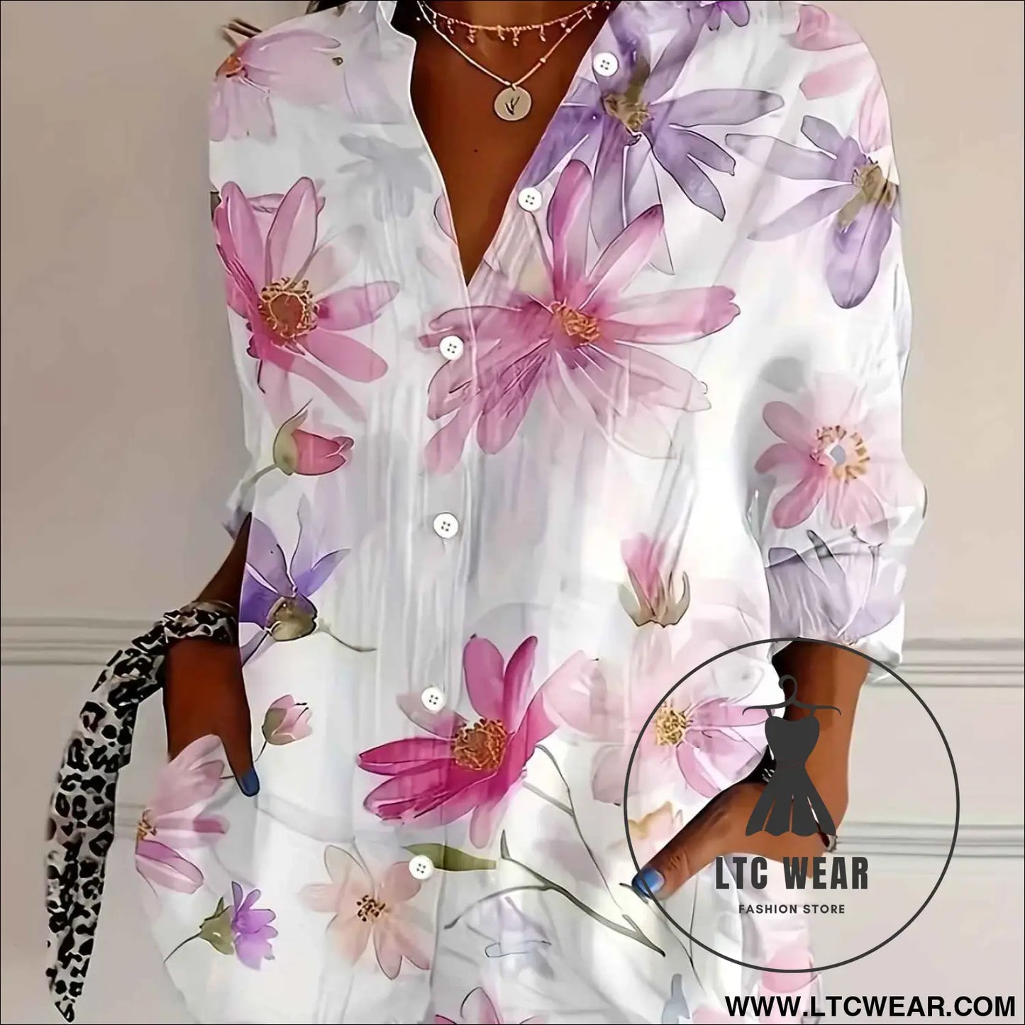 Chic SpringSummer Blouse Effortless Style for Women