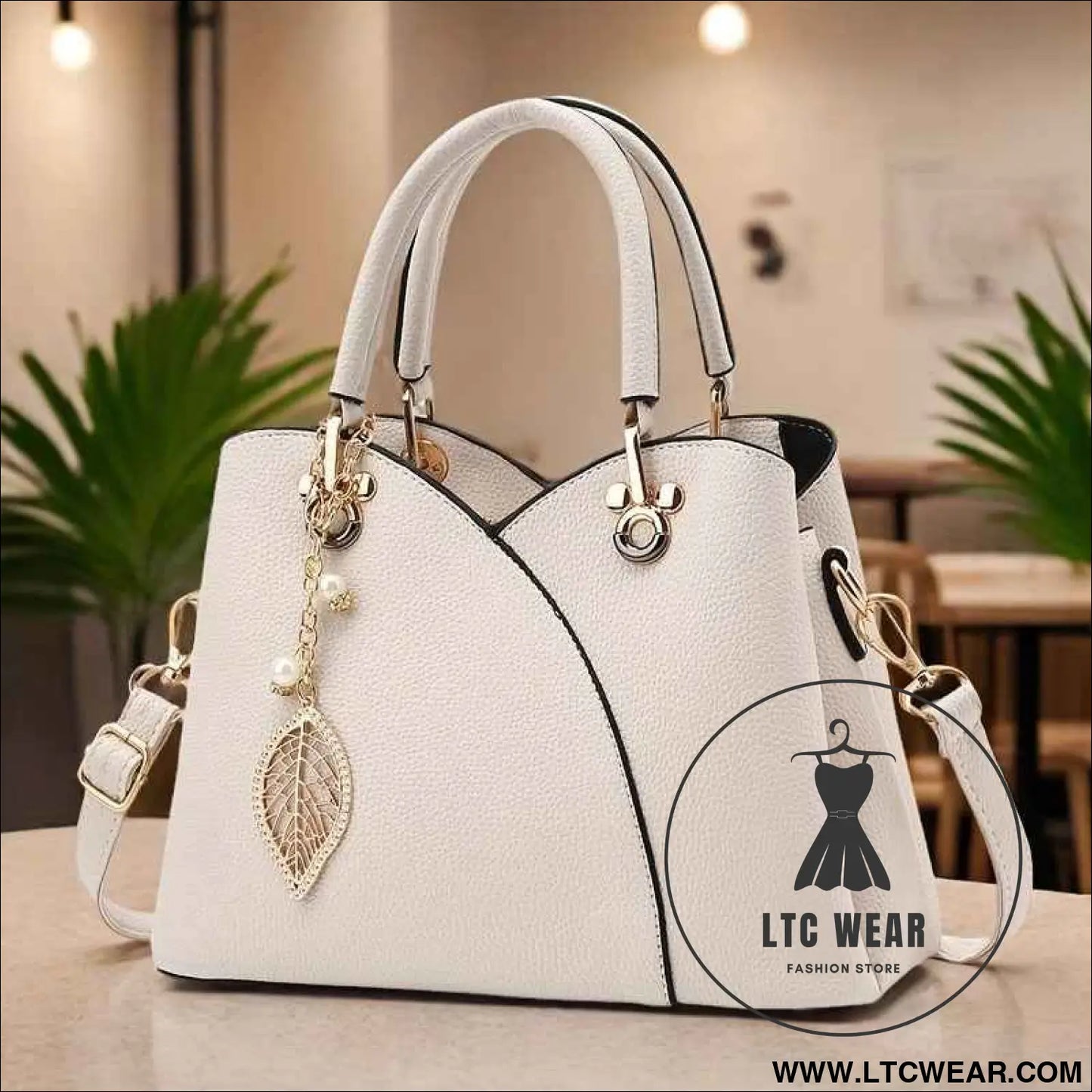 Chic Tote Elegant Fashionable Womens Handbag