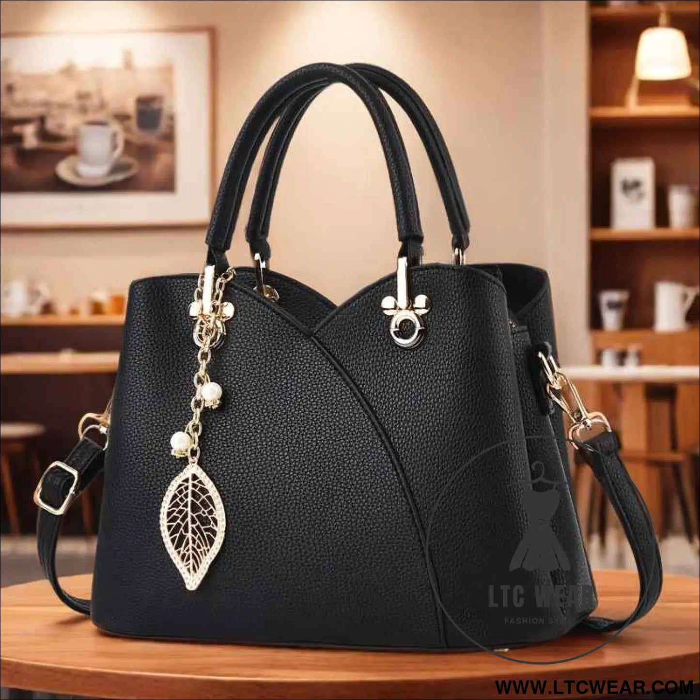 Chic Tote Elegant Fashionable Womens Handbag