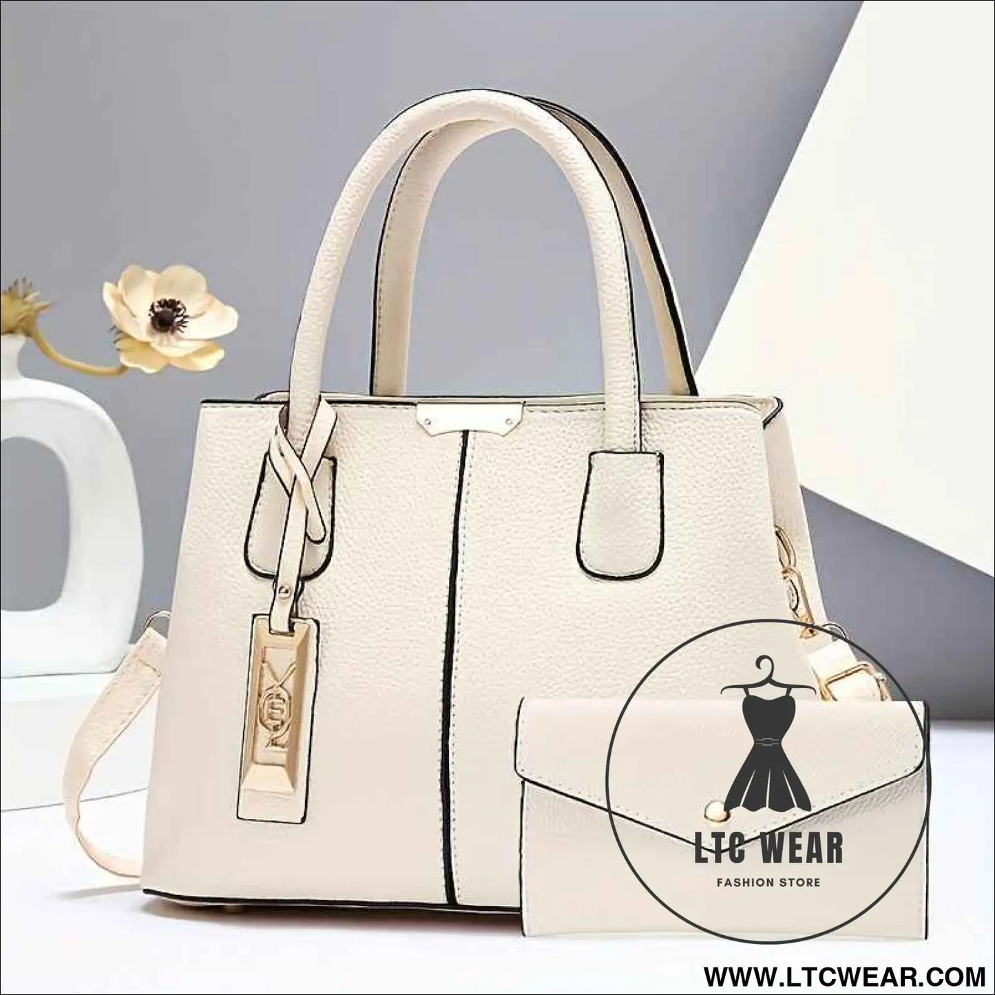 Chic Tote Set Luxe Gifts for Grateful Moms