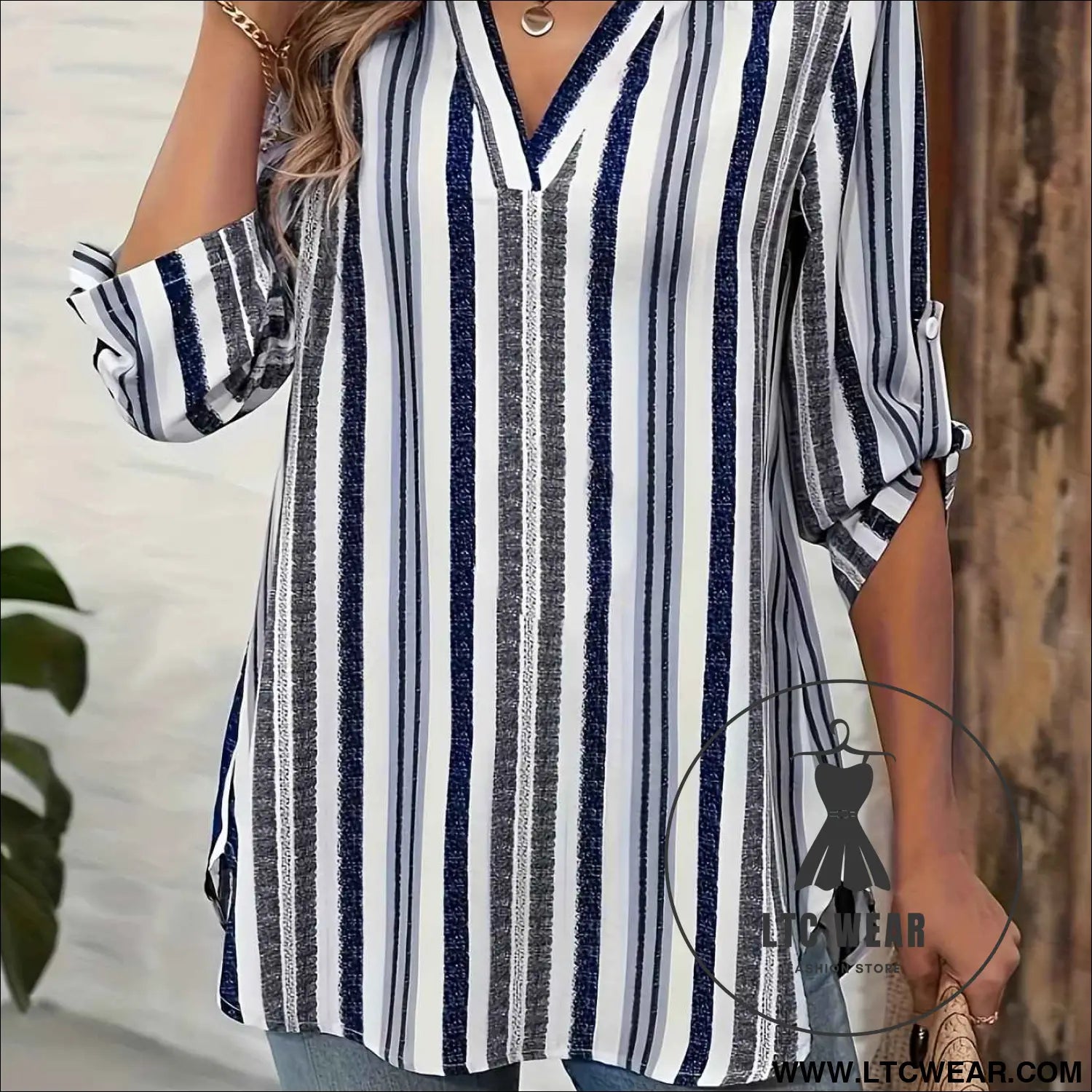 Chic VNeck Floral Top SpringFall Loose Fashion