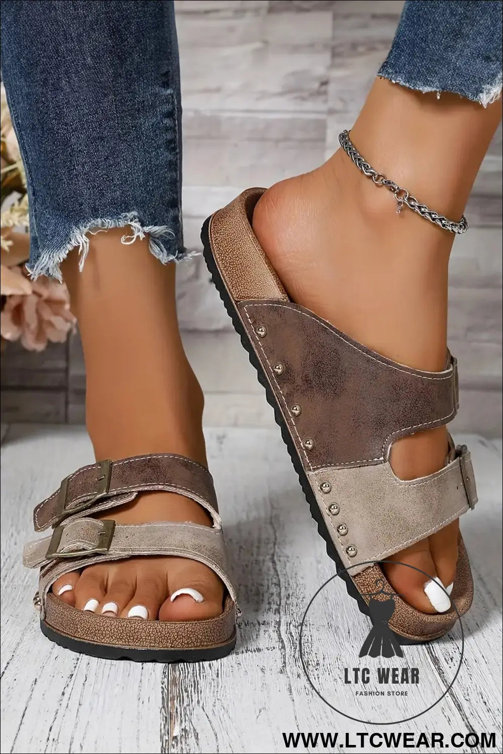 Coffee leopard two-tone retro buckle straps hollowed faux suede slippers - coffee / 37 / 95% pu + 5% alloy - slippers