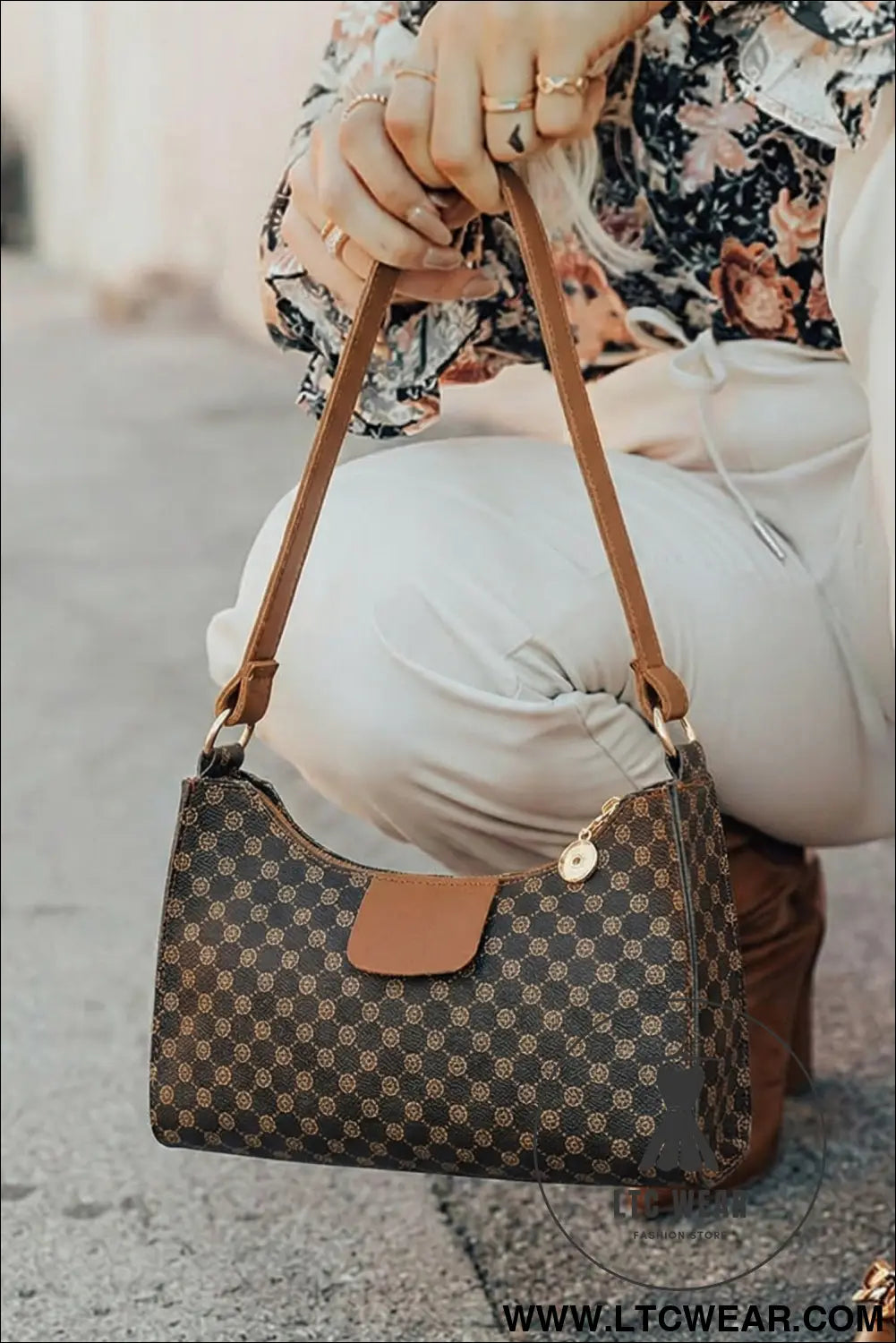 Coffee luxury inspired print pu leather shoulder bag - coffee / one size / 95% pu + 5% alloy - shoulder bags