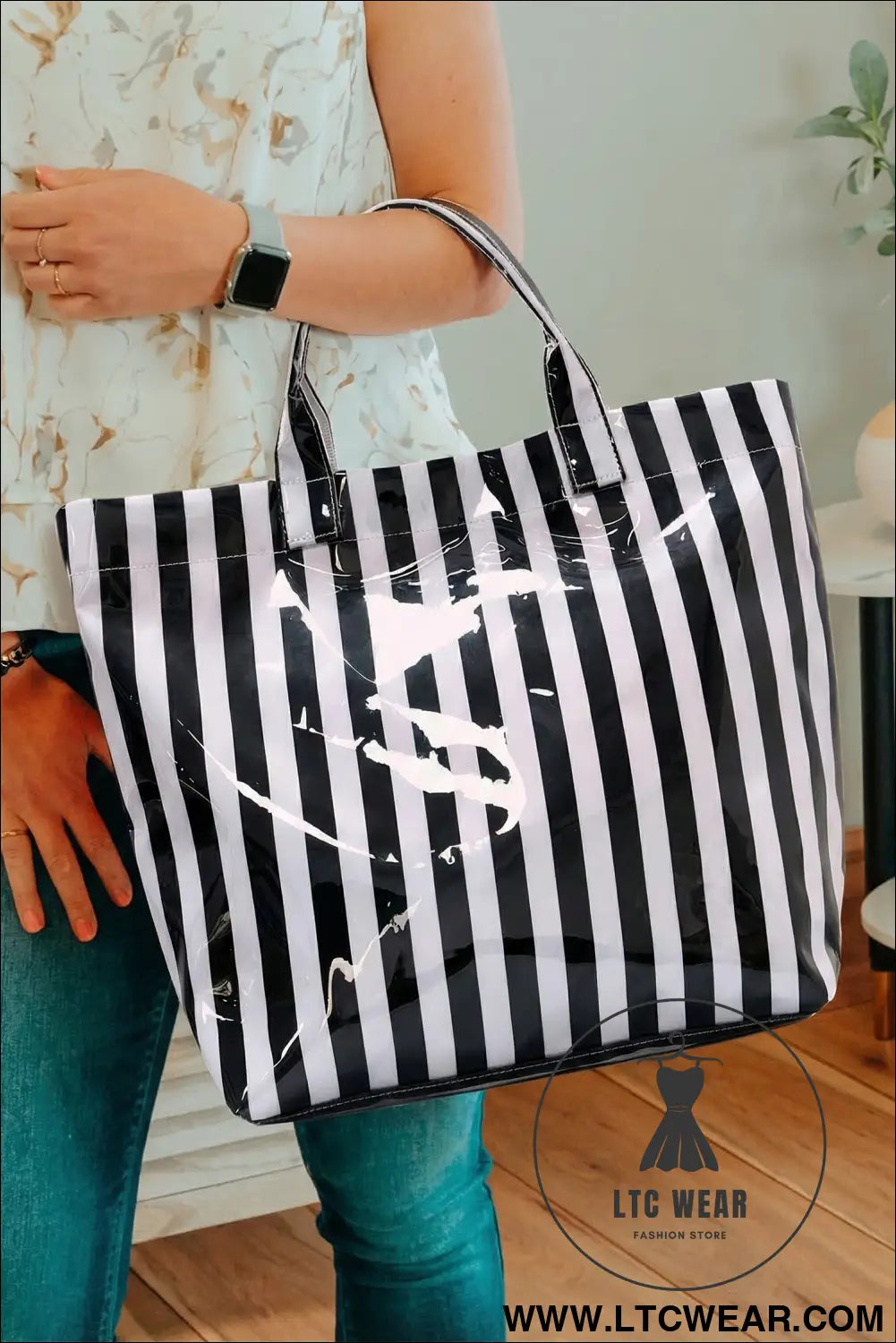 Color black glossy striped vinyl large tote bag - color black / one size / 95% pu + 5% alloy - handbags