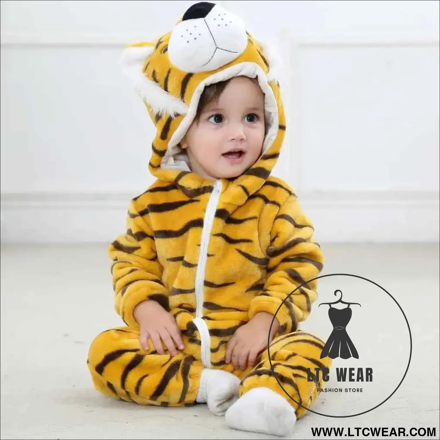 Cozy Unicorn & Dinosaur Baby Rompers for Boys & Girls