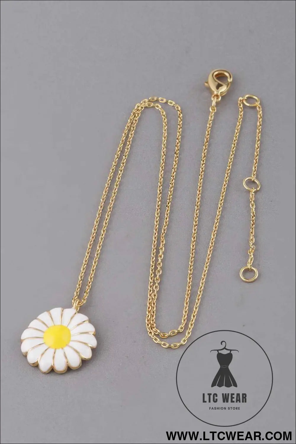 Daisy Flower Necklace
