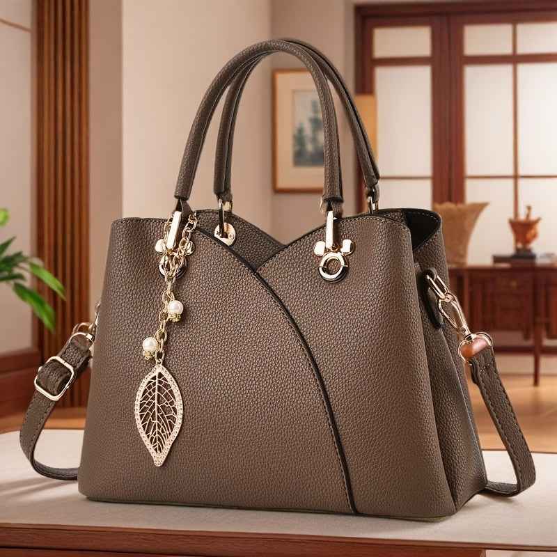 Chic Tote Elegant Fashionable Womens Handbag