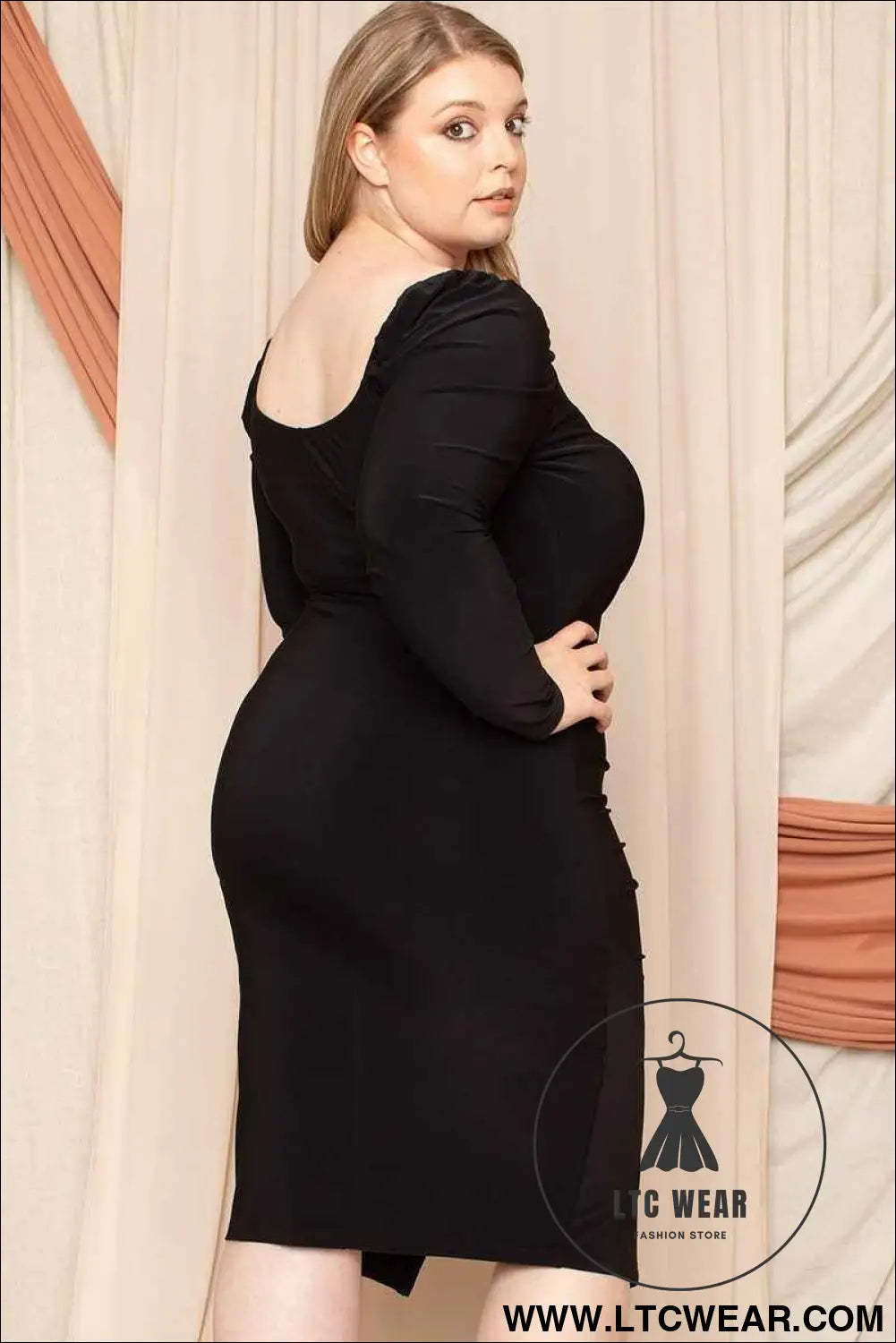 Deep Round Neck Shirring Detailed Back Plus Size Dress