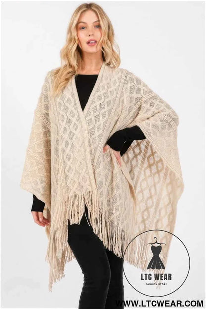 Diamond Pattern Tassel Knit Ruana