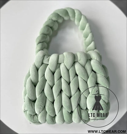 Diy hand woven crystal velvet core spun yarn woven hand-held mailman bag - emerald / width 28x height 20x handle height