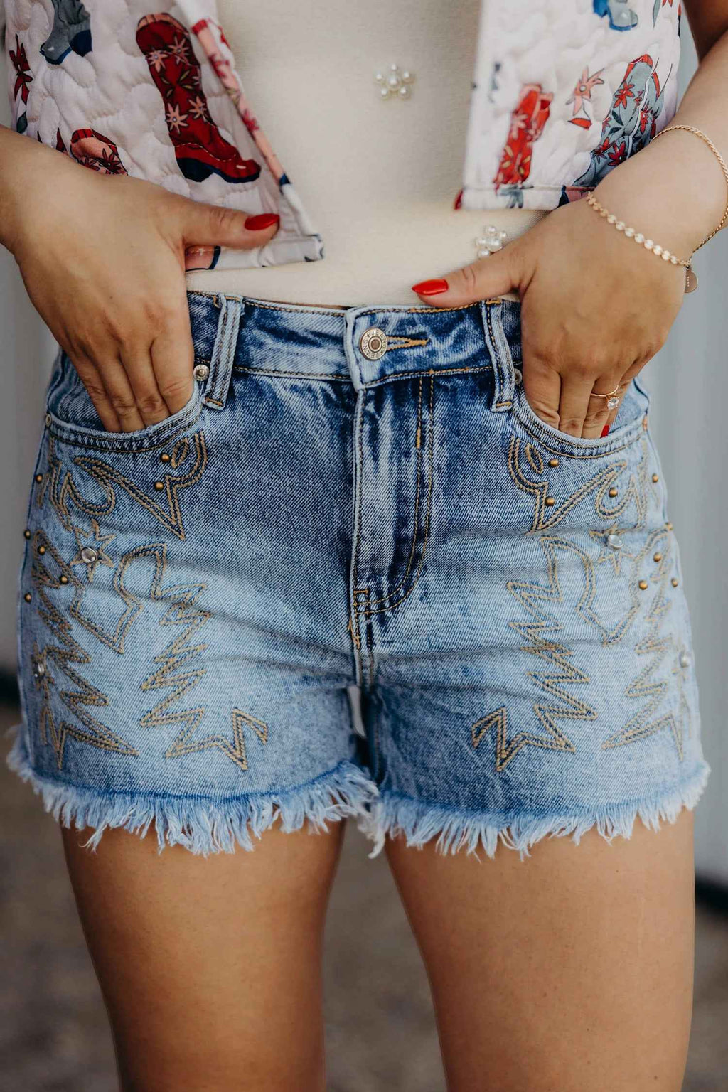Dusk Blue Western Embroidery Stud Denim Shorts Summer Daily Wear
