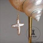 European and american cross necklace - gold