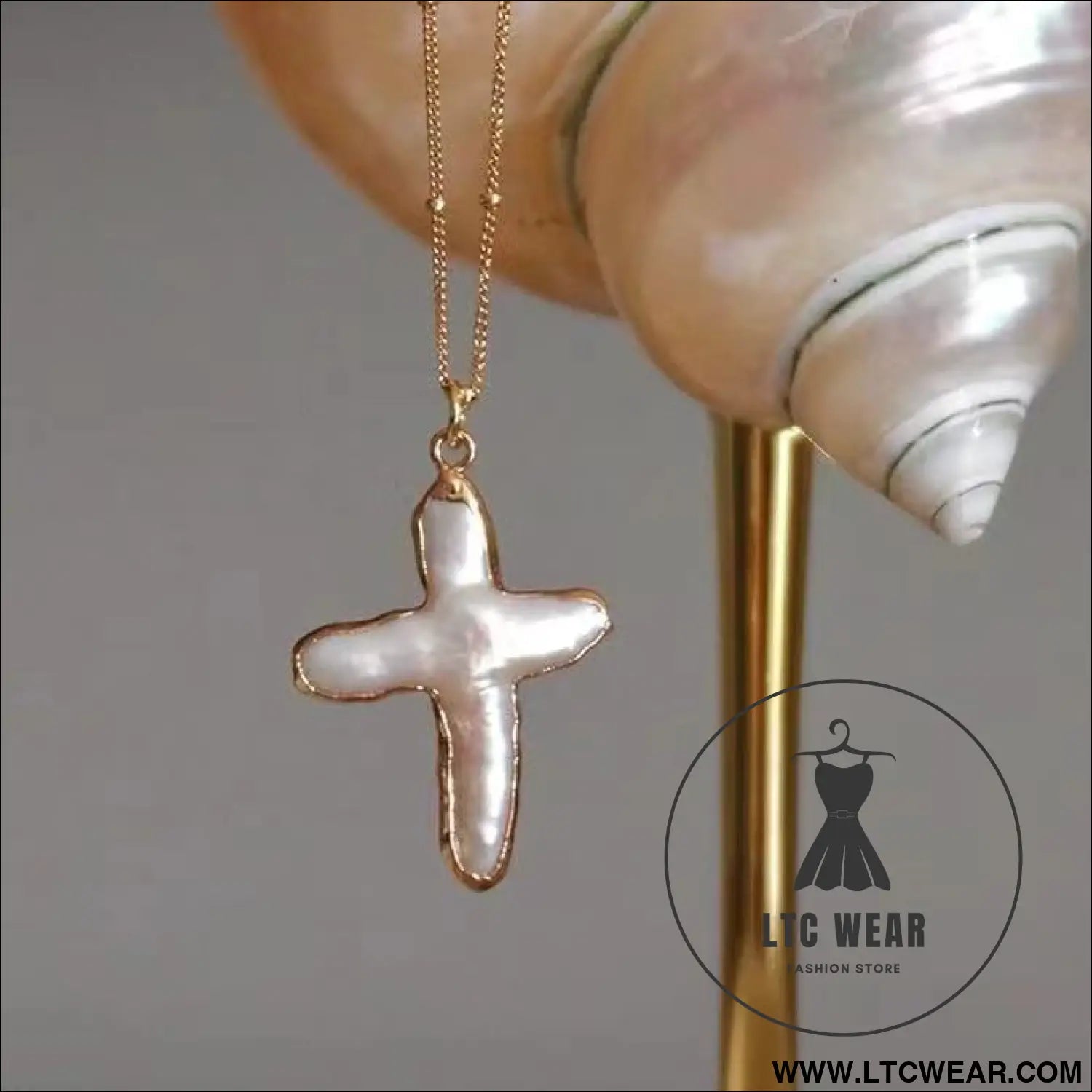 European and american cross necklace - gold