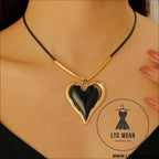 Exaggerated large heart necklace sweet and spicy lolita style pendant clavicle chain for women - black