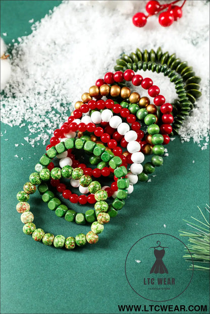 Fiery red christmas 10pcs beaded stackable bracelet set - fiery red / one size / 100% pmma - jewelry