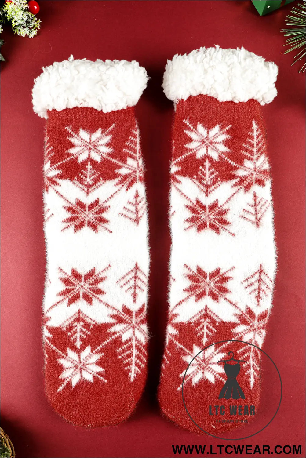 Fiery red christmas snowflake fuzzy non-slip socks - fiery red / one size / 100% polyester - socks
