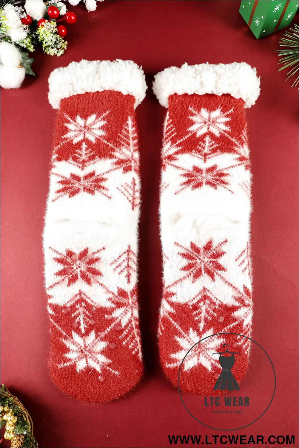 Fiery red christmas snowflake fuzzy non-slip socks - fiery red / one size / 100% polyester - socks
