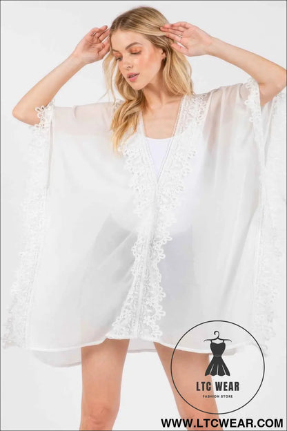 Flower Pattern Trim Detail Poncho