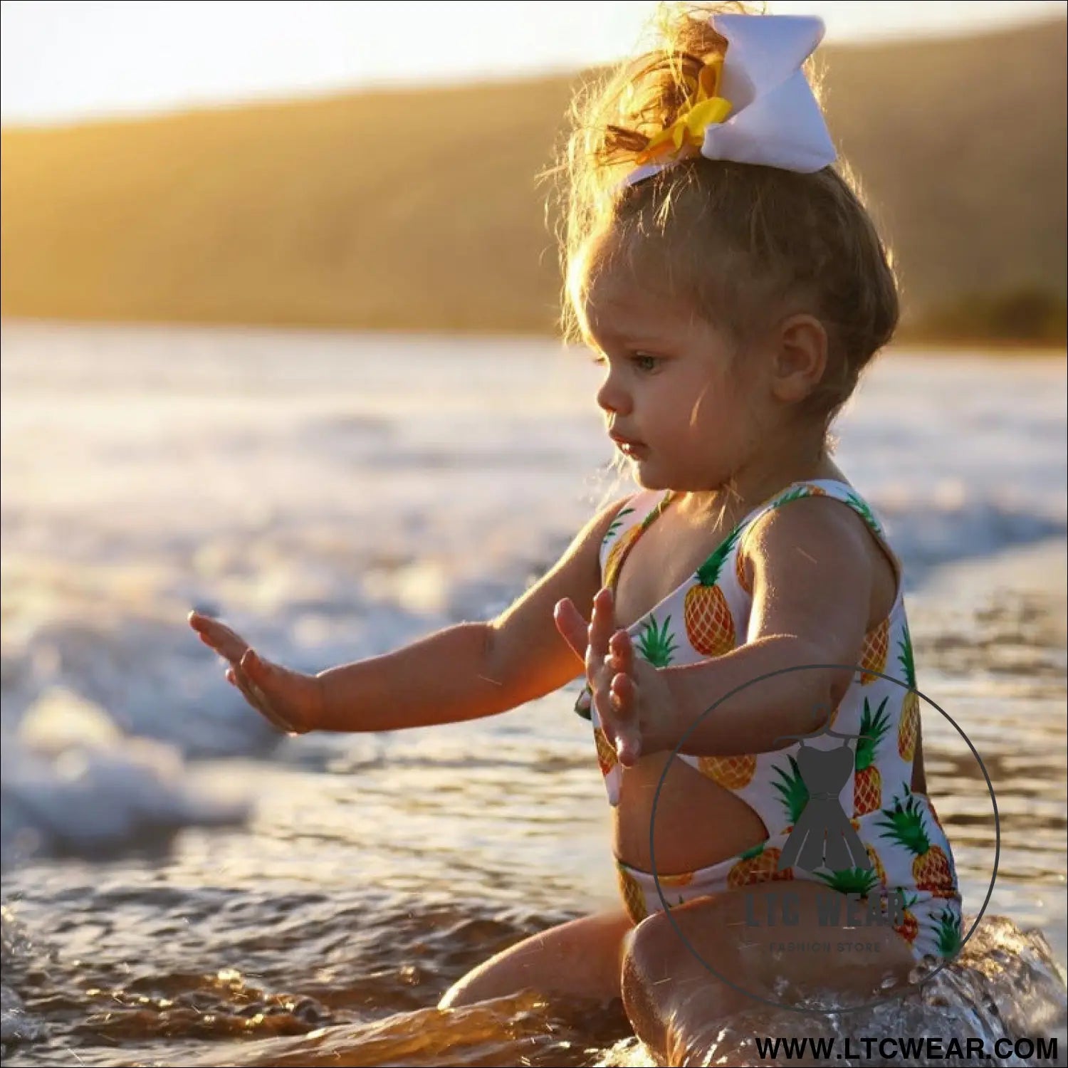 Girls swimsuit new sleeveless hollow one piece pineapple swimsuit vest one piece swimsuit
