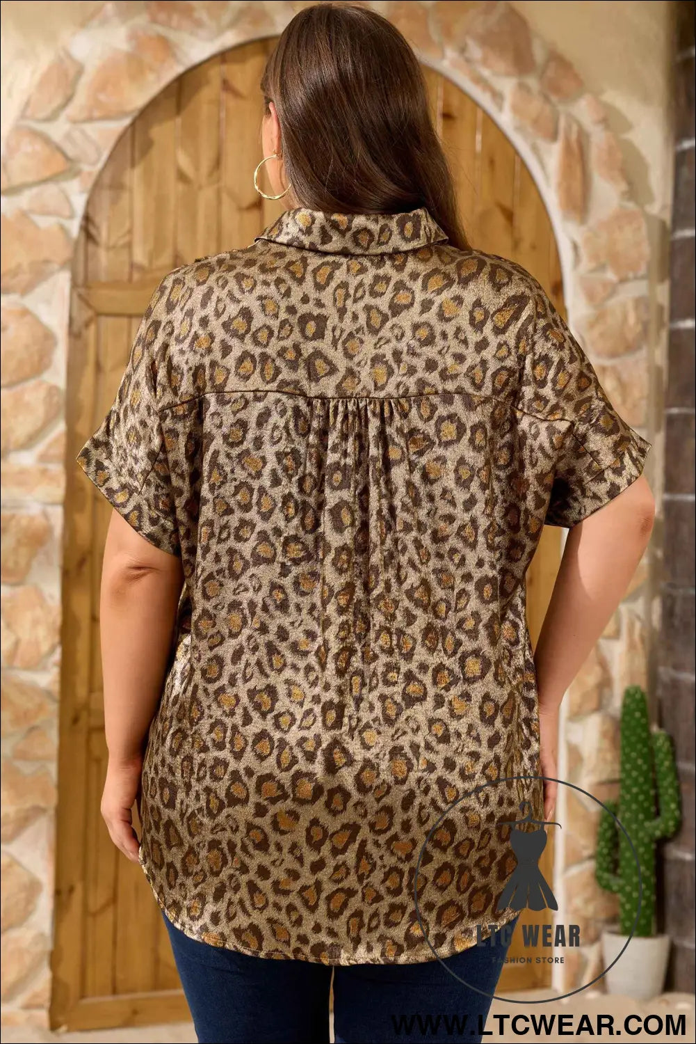 Gold Plus Size Leopard Print Short Sleeve Dolman Shirt